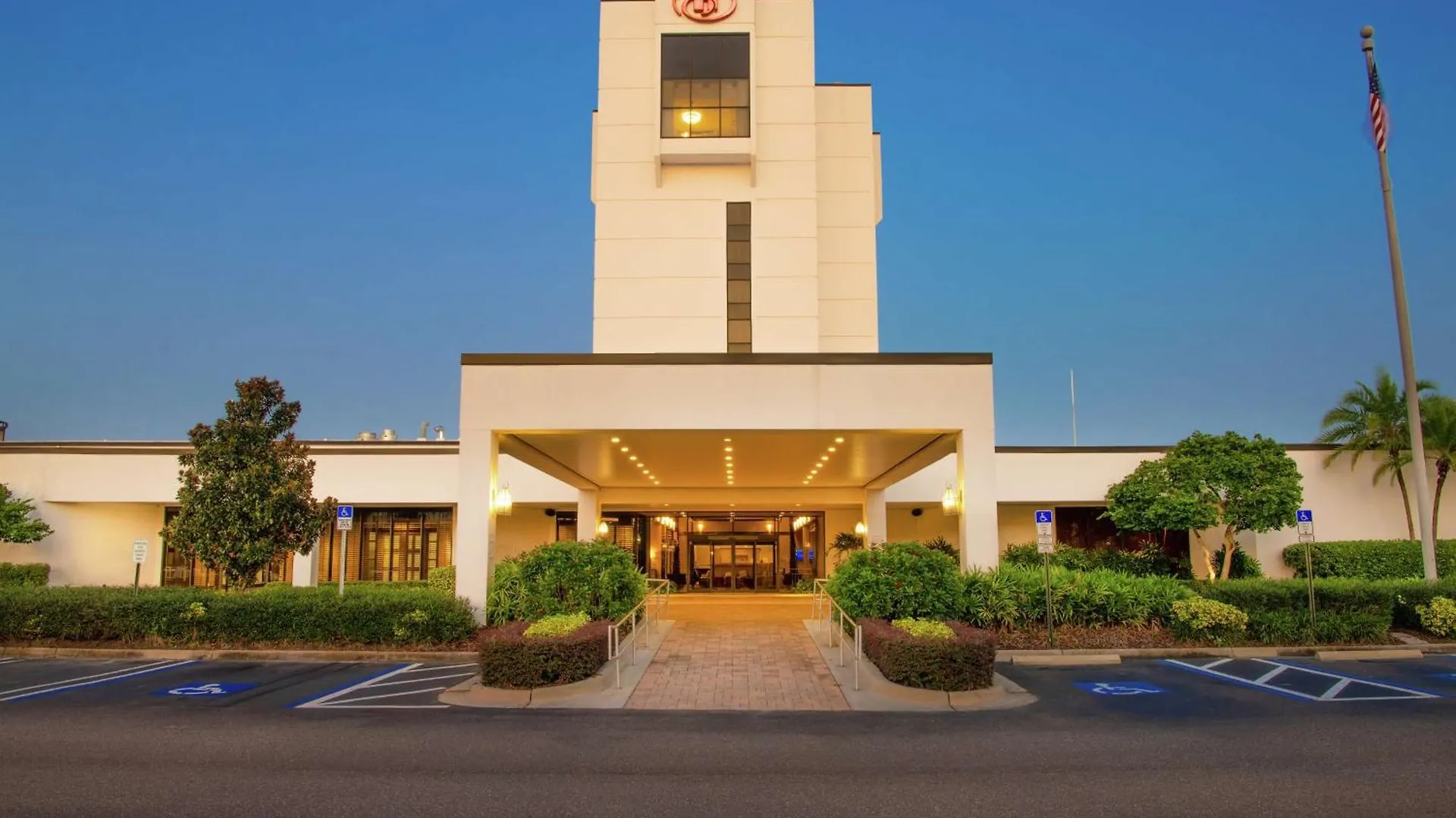 Hilton Tampa Airport Westshore 4*,